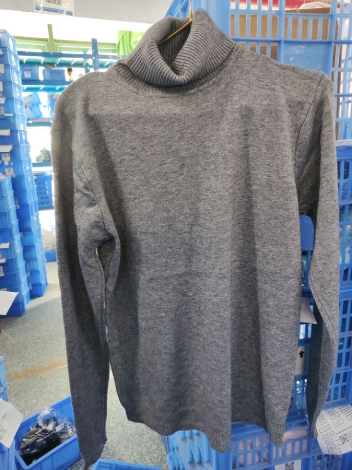 Herren eleganter Rollkragenpullover aus feiner Merinowolle Krohn-e