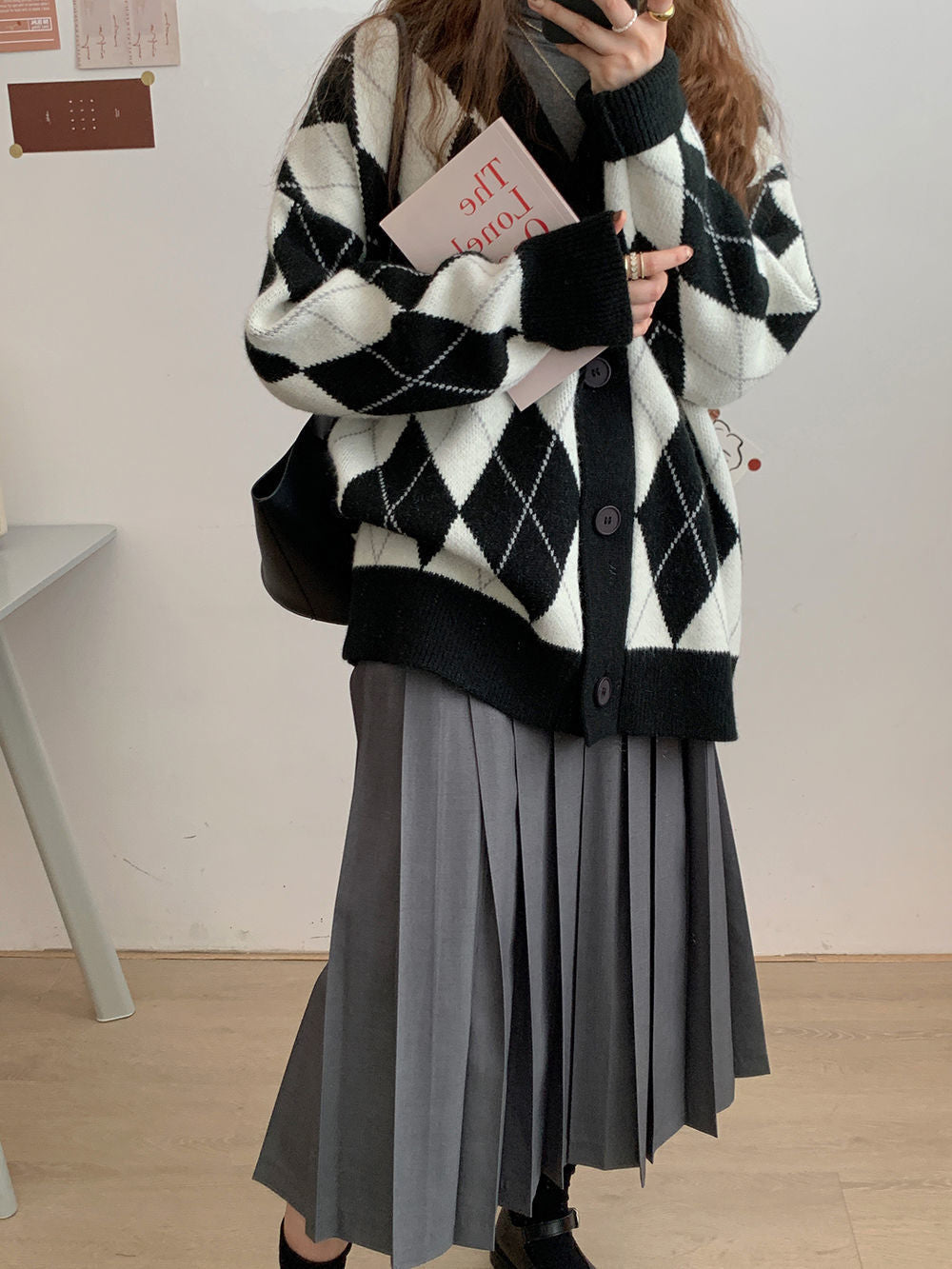Damen Grobstrickjacke mit modernem Rautenmuster und Knopfverschluss Krohn-e