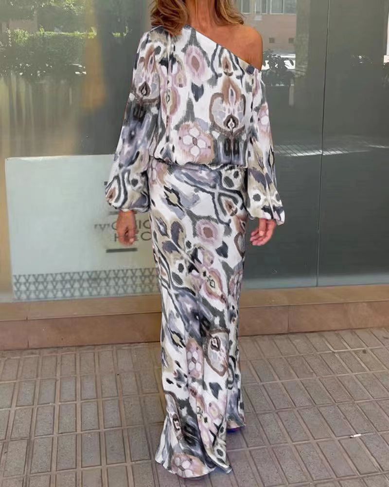 Damen Elegantes Maxikleid im grafischen Batikdesign mit Off-Shoulder-Ausschnitt und voluminösen Ärmeln Krohn-e