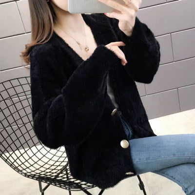 Damen Flauschige Strickjacke mit eleganten Knopfdetails Krohn-e