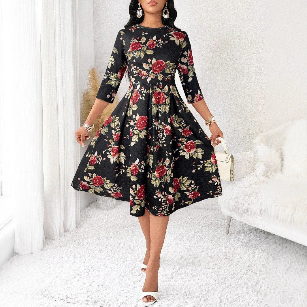 Fudus: Elegantes Midi-Kleid mit floralem Muster und halben Ärmeln