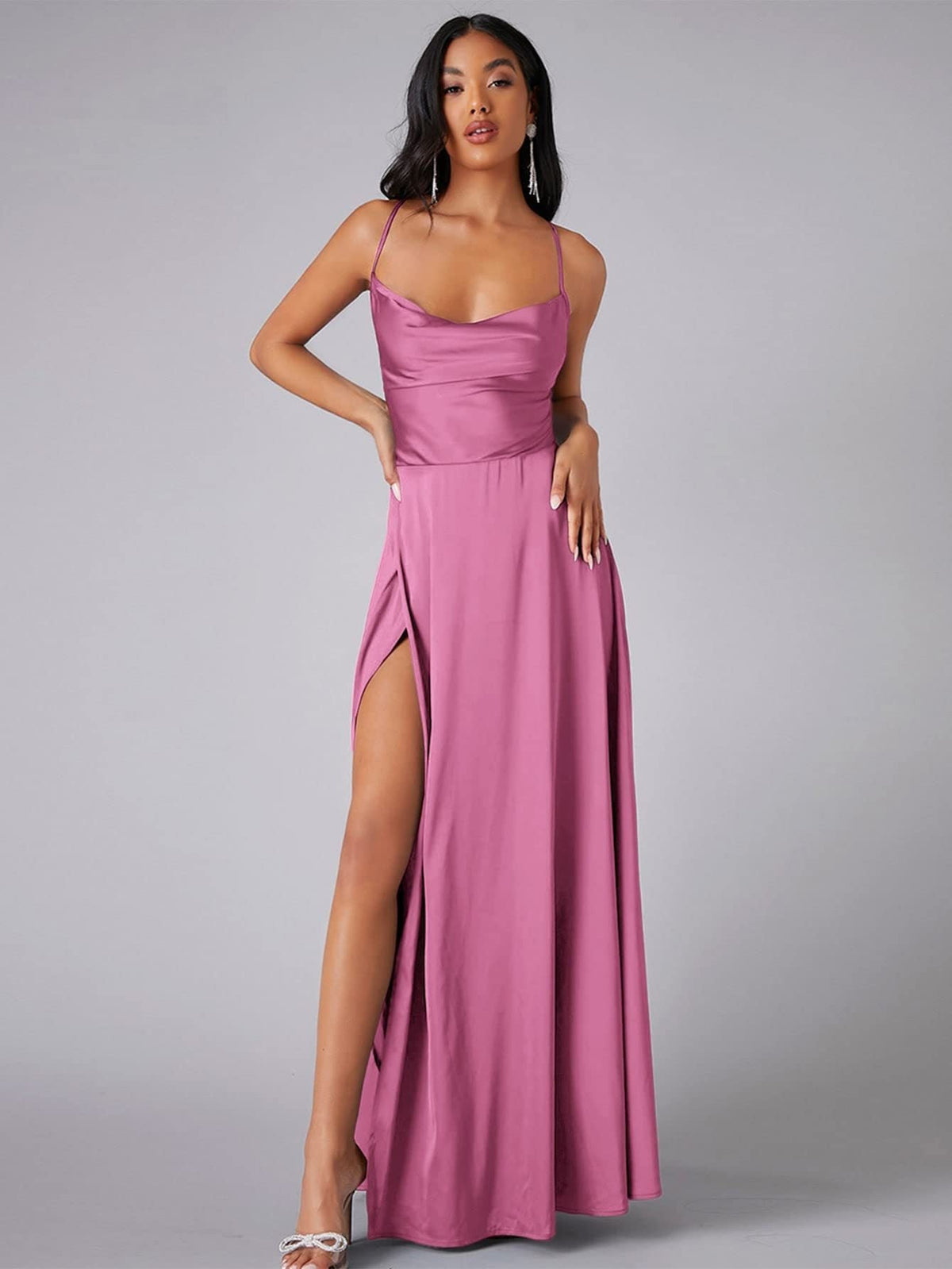 Elegantes, trägerloses, taillenkurzes Maxikleid von Fudus