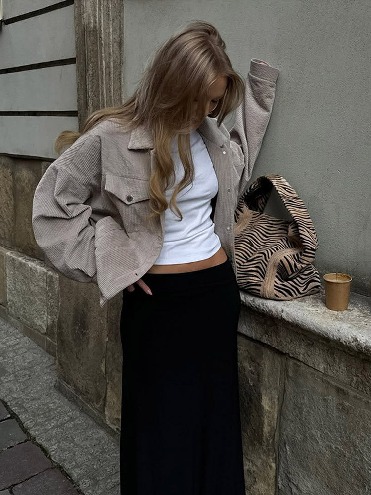 Damen Oversized Cordjacke mit praktischen Taschen und dezentem Streifenmuster Krohn-e