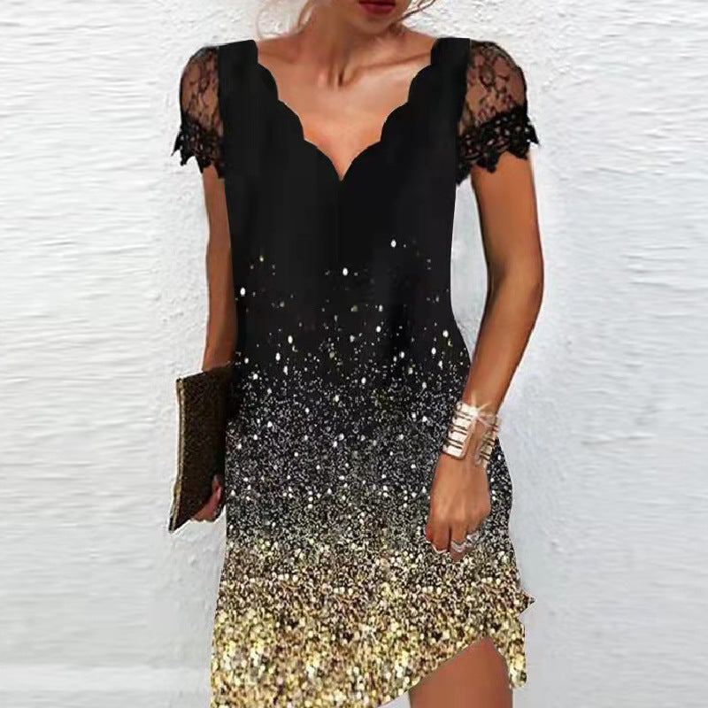 Modernes, kurzes Spitzenkleid mit V-Ausschnitt und Wellenform von Fudus