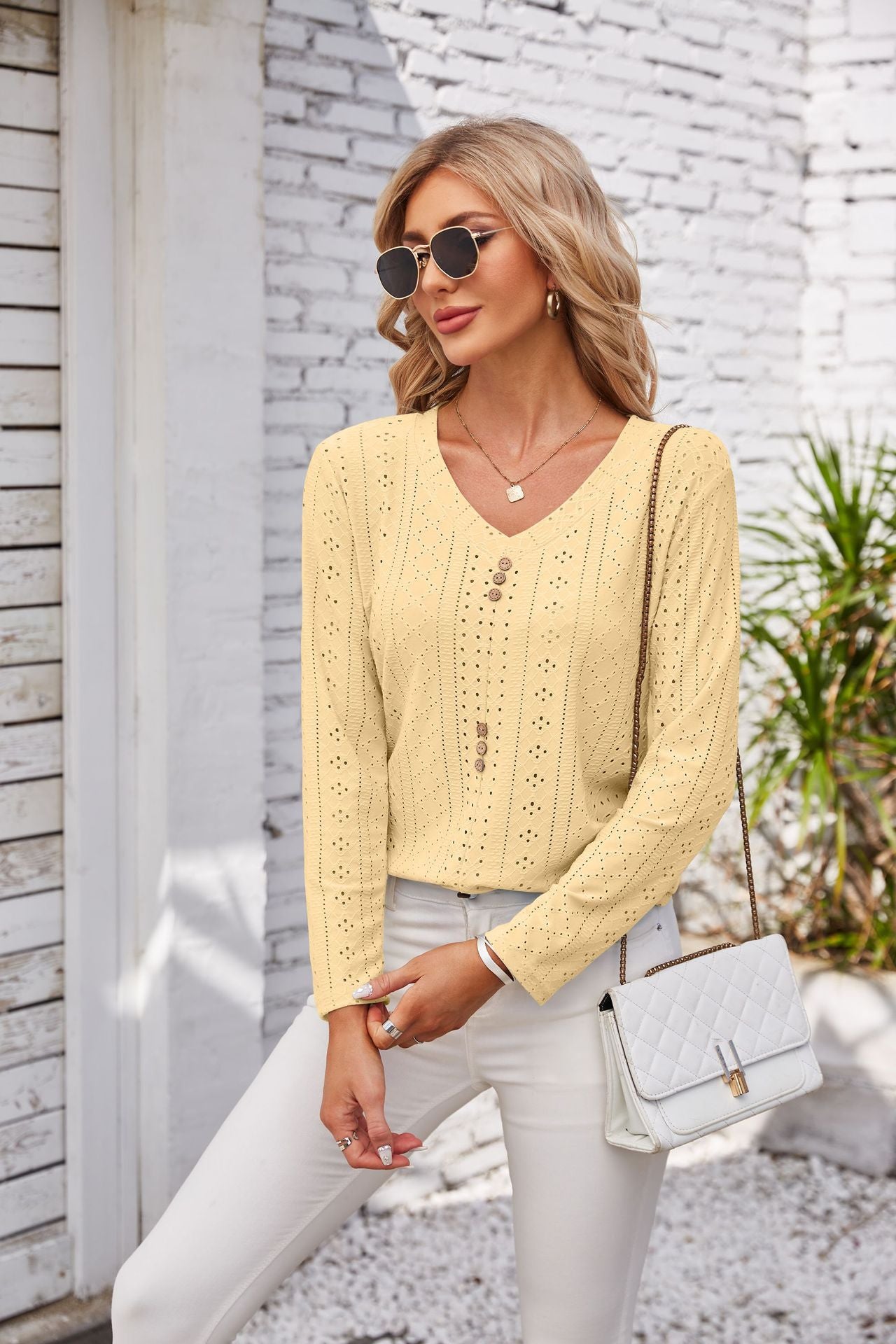 Damen luftiges Blusenshirt mit Knopfdetails Krohn-e