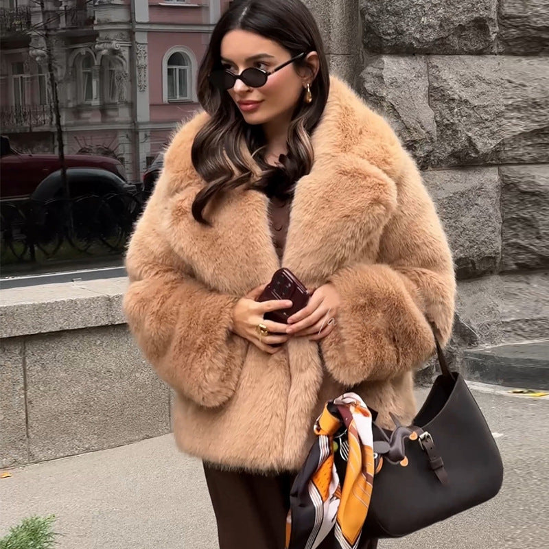 Damen Pelzmantel mit oversized Schnitt und weichem Innenfutter Krohn-e