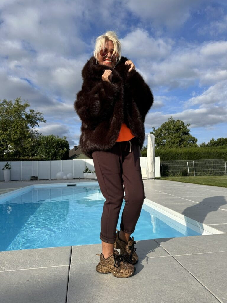 Damen Modische Fleecejacke mit weich gefüttertem Kragen und weitem Schnitt Krohn-e