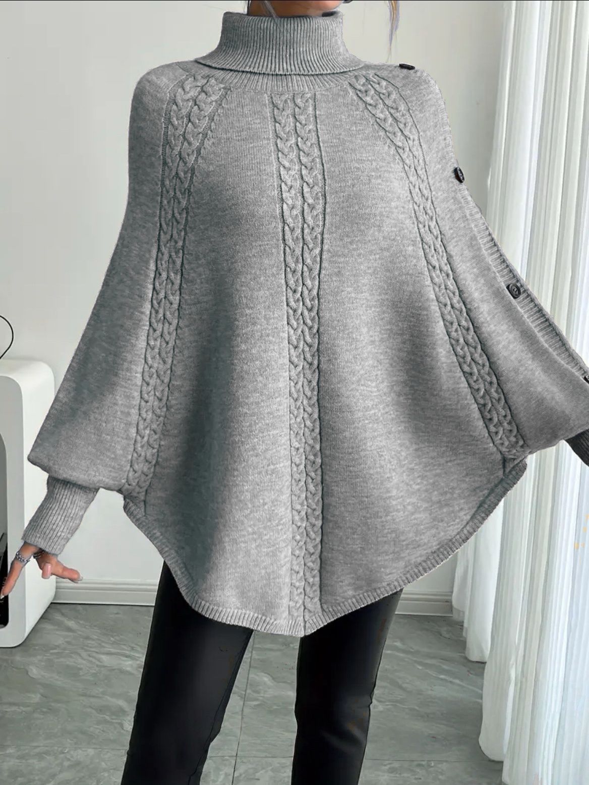 Damen Eleganter Strickponcho mit Rollkragen und Zopfmuster Krohn-e