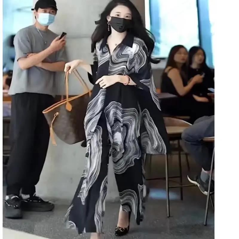 Elegantes, weit geschnittenes Damen-Schlankheitskleid von Fudus