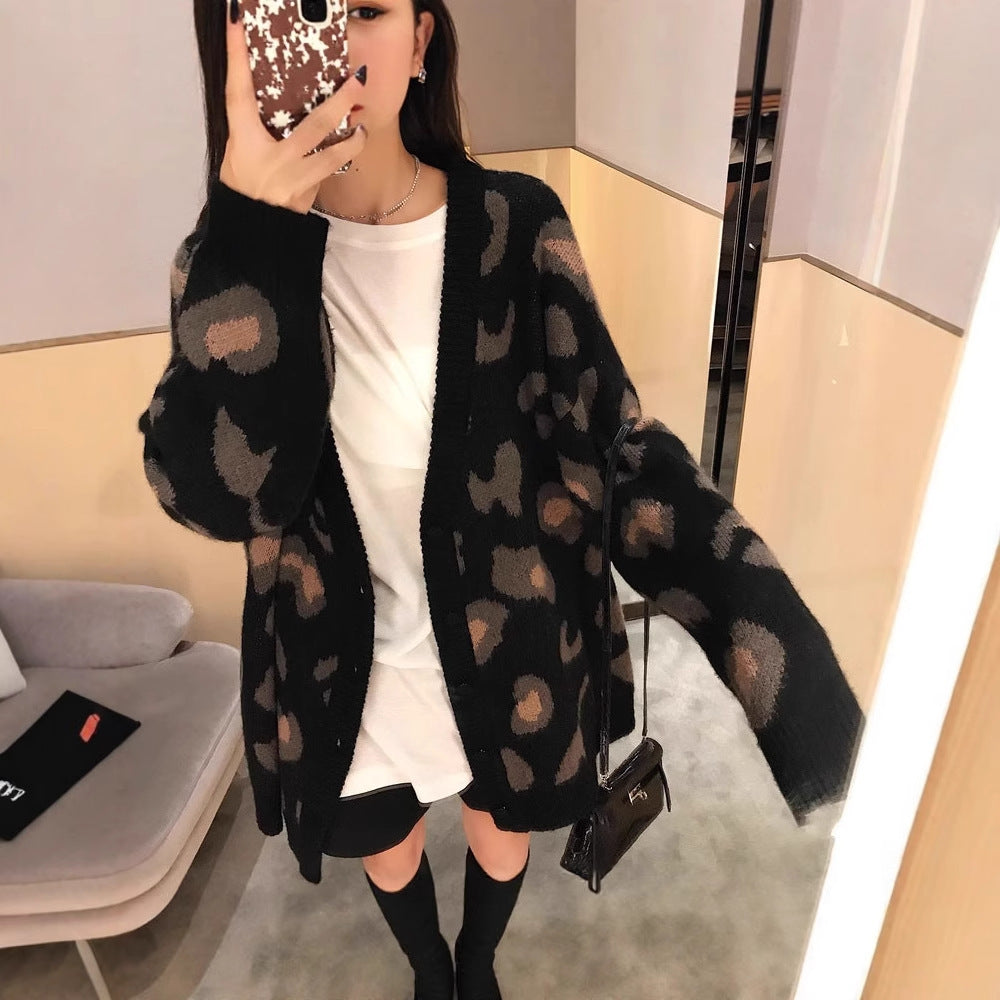 Damen gemütliche Strickjacke mit einzigartigem Leopardenmuster Krohn-e