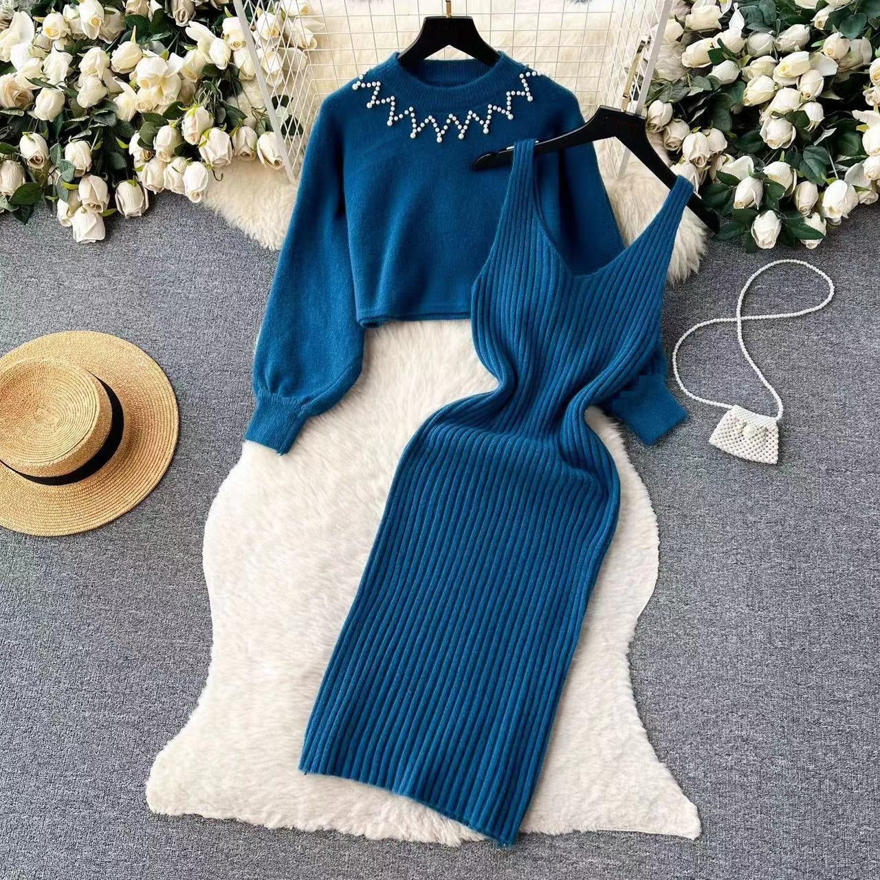 Damen Elegantes Strickkleid mit raffinierter Ribstruktur und stylischem Crop-Pullover Krohn-e