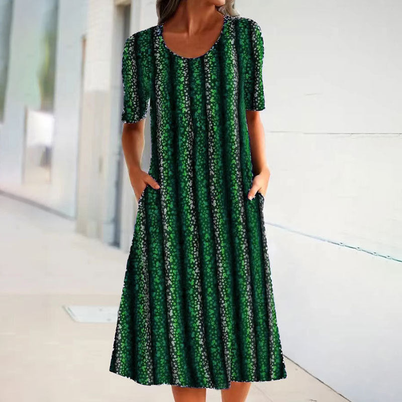 Fudus lässiges Kleid mit Leopardenmuster, Rundhalsausschnitt und kurzen Ärmeln
