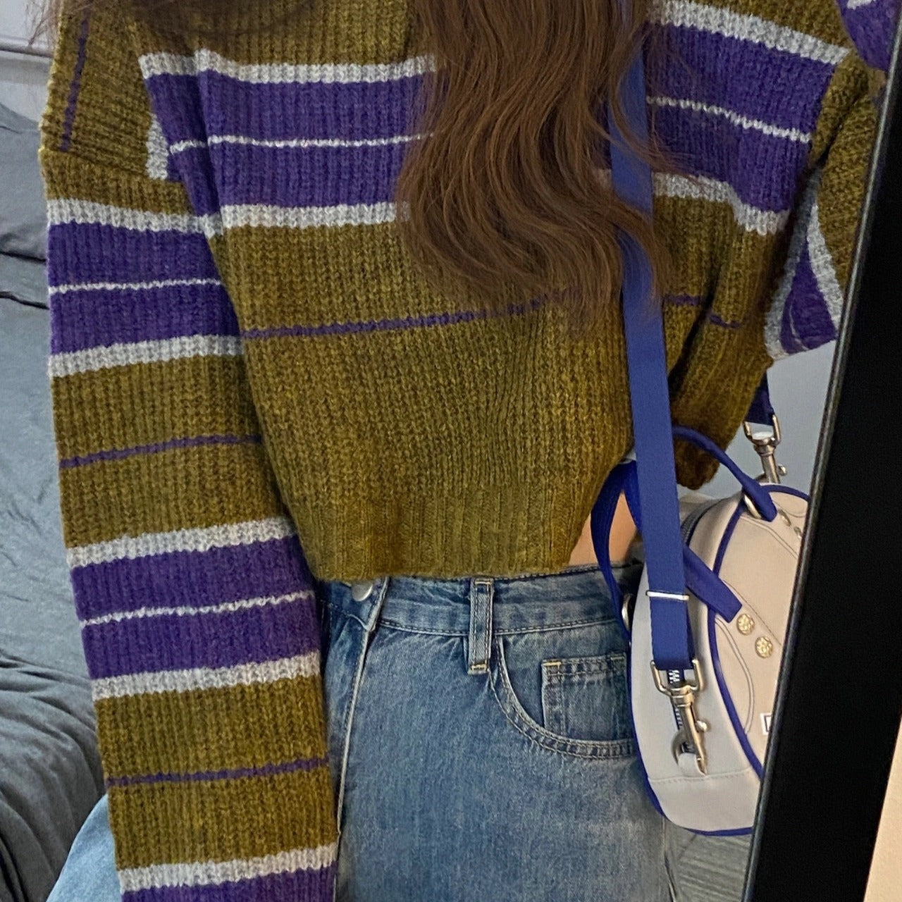 Damen kurz geschnittener Strickpullover mit horizontalem Streifenmuster Krohn-e