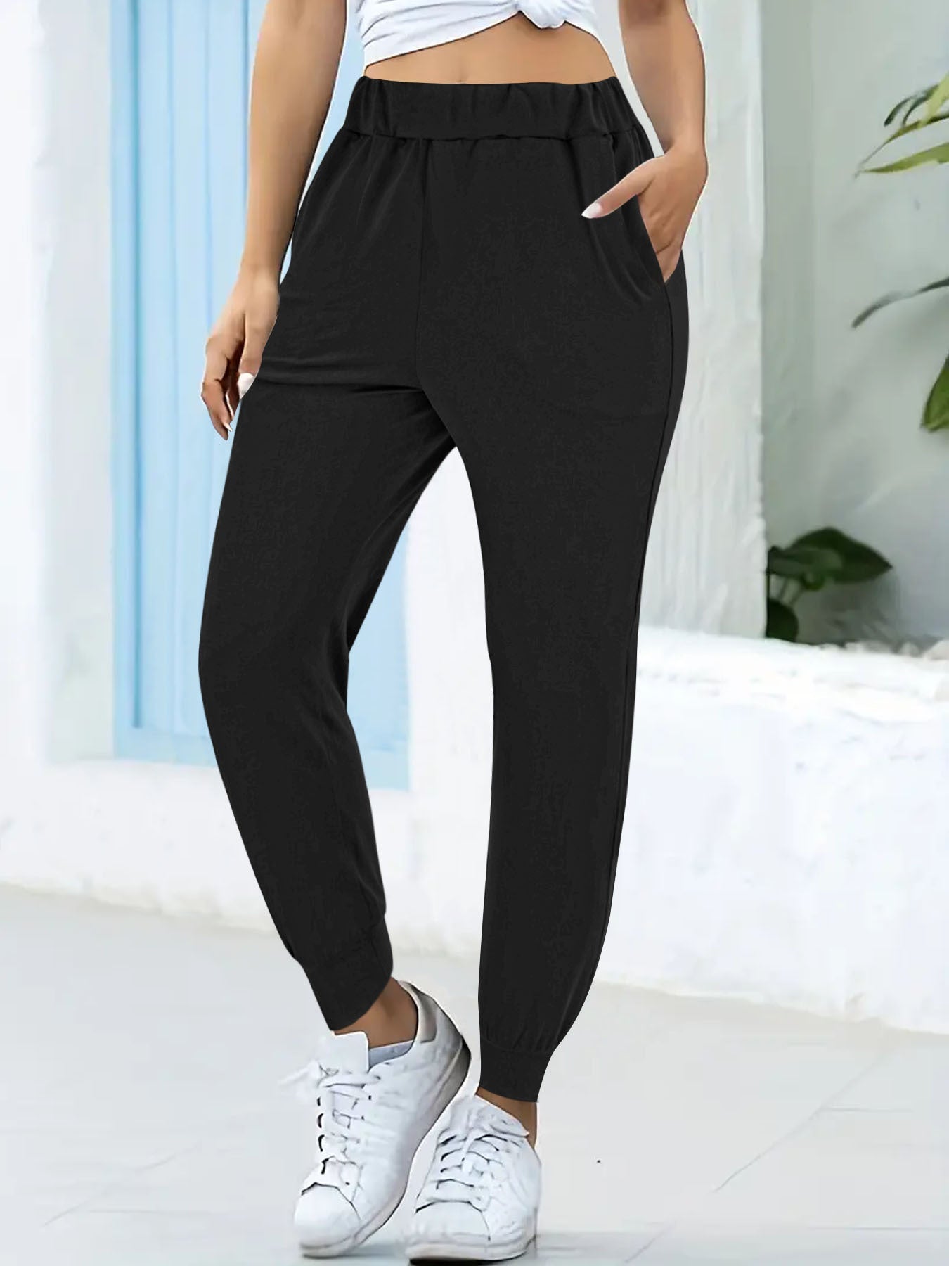 Damen Bequeme Jogginghose mit elastischem Bund und praktischen Taschen Krohn-e