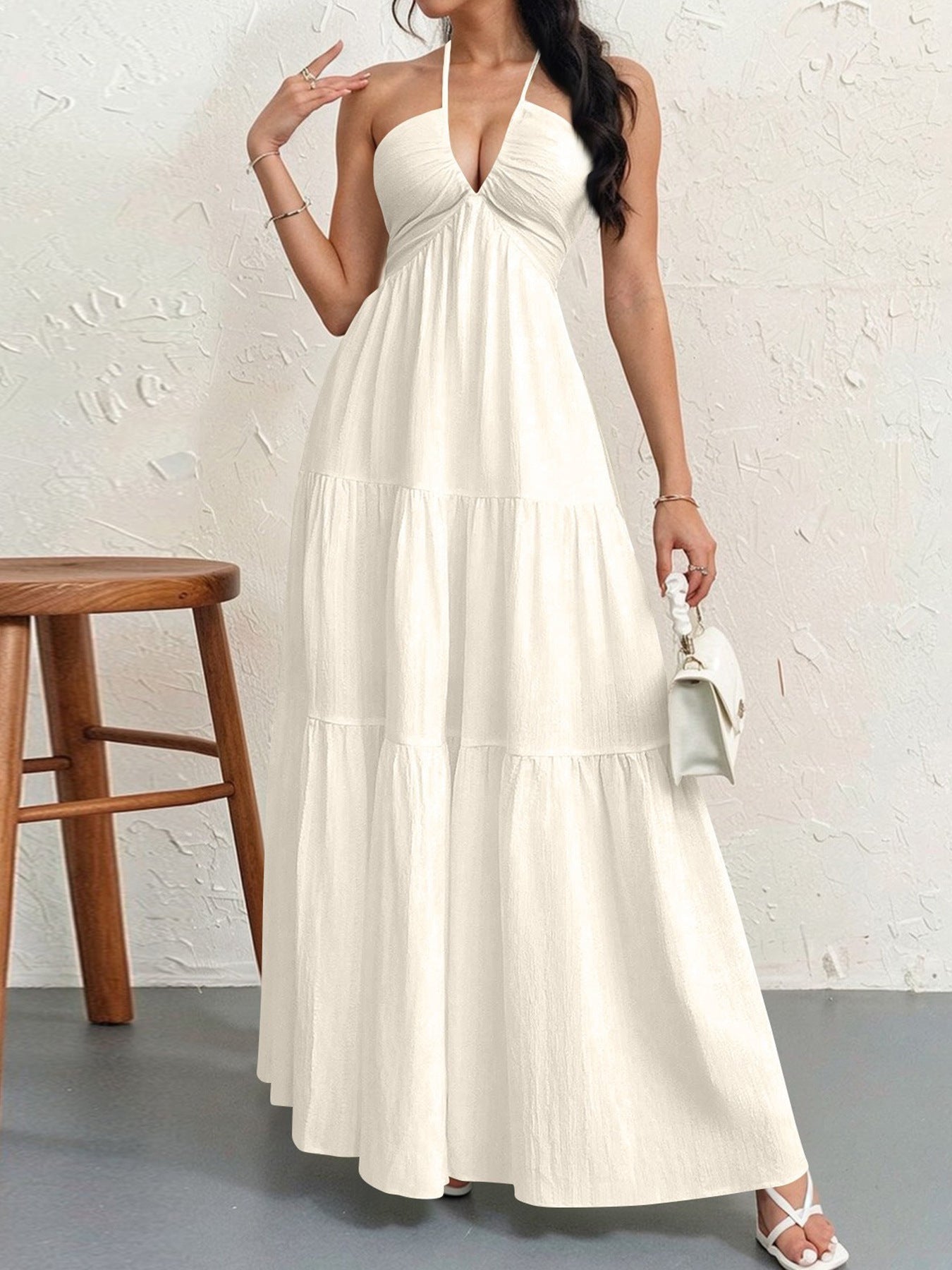 Damen Maxikleid mit fließendem Schnitt und tiefem Ausschnitt Krohn-e