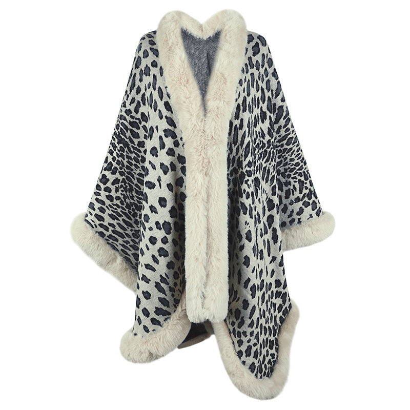 Damen kuscheliger Poncho mit luxuriösem Kunstfellbesatz und Leopardenmuster Krohn-e