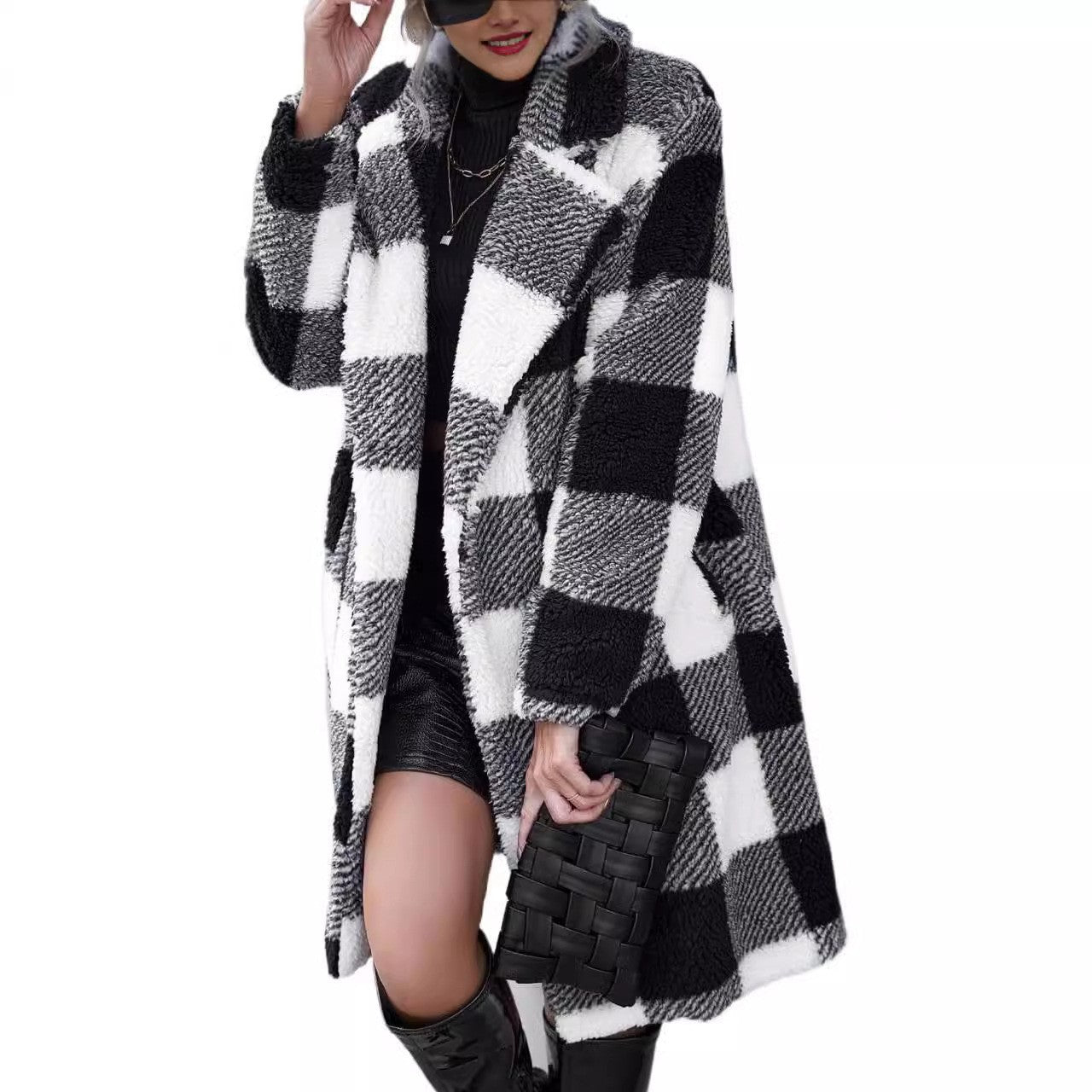 Krohn-e | Langer Mantel - Oversized Fit - Sherpa Textur - Karomuster - Reverskragen
