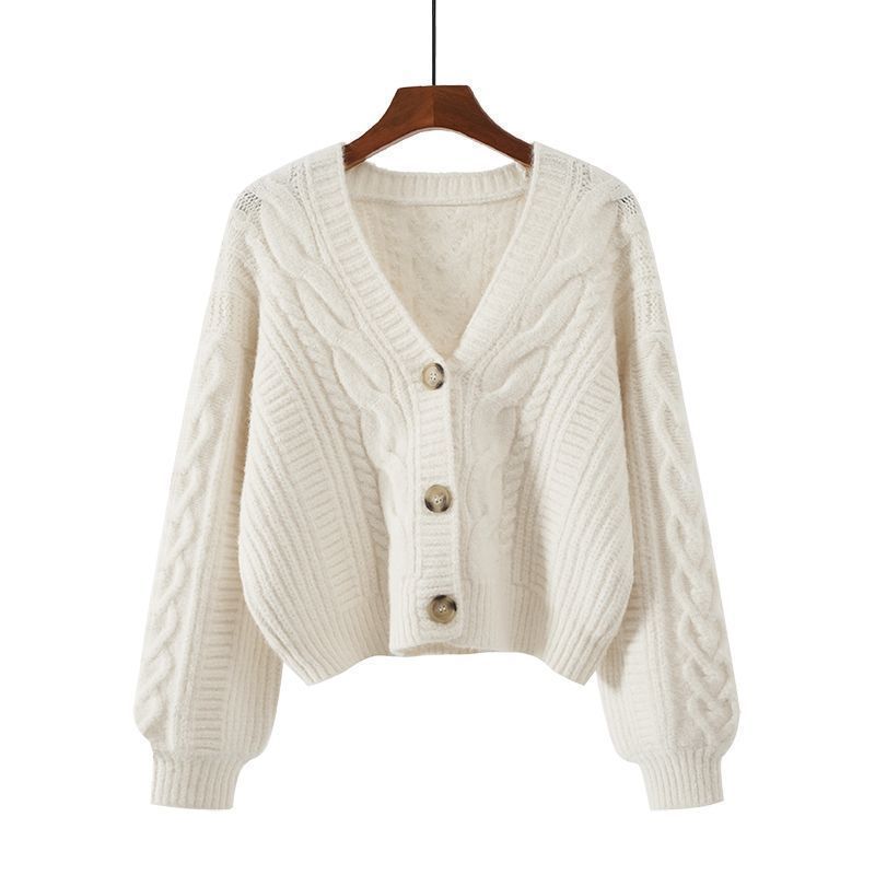 Damen Strickjacke mit ausgefallenem Zopfmuster und tiefem V-Ausschnitt Krohn-e