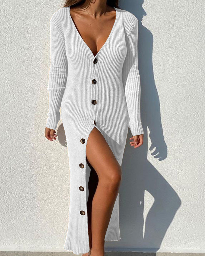 Damen Langer Strickkleid mit tiefem V-Ausschnitt und Knopfdetails Krohn-e