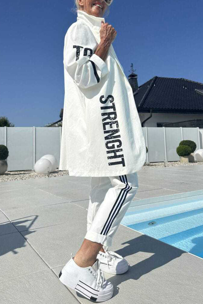 Krohn-e | Length Letter Printed Trenchcoat und Hose Zweiteiler Satz