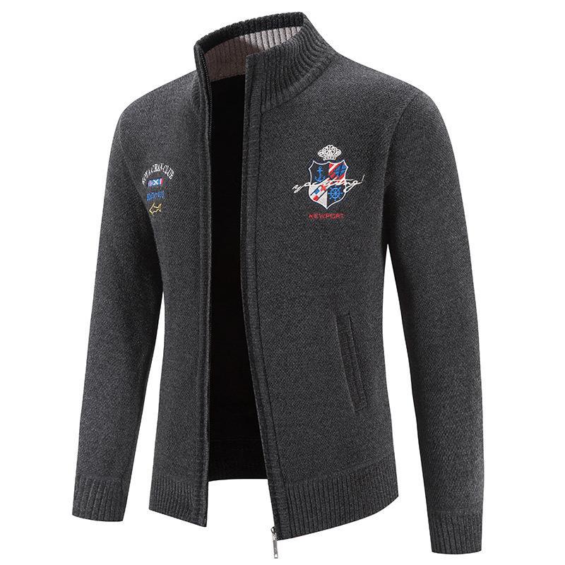Herren modische Strickjacke mit hohem Kragen und detailreicher Stickerei Krohn-e