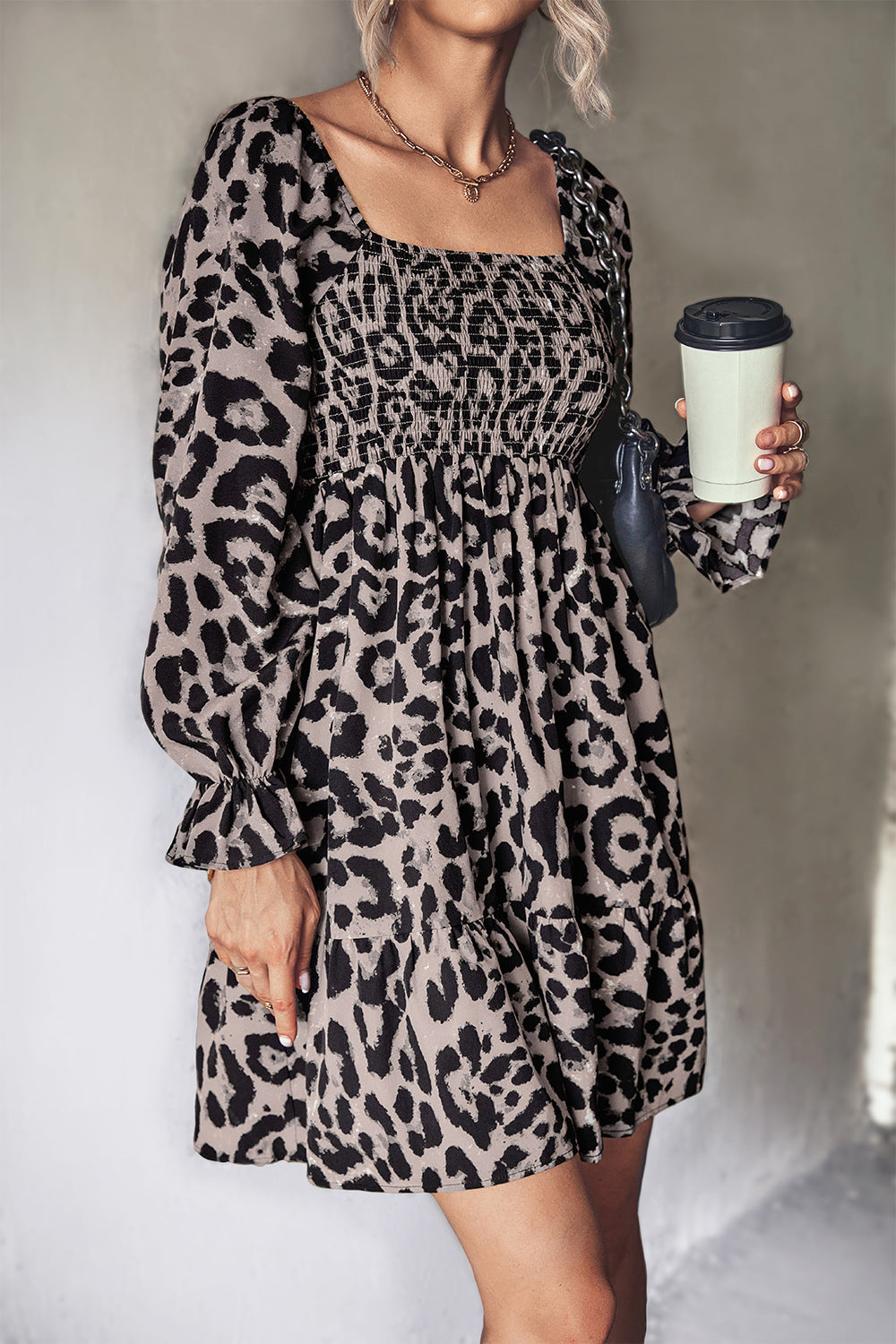 Damen Wickelkleid mit modernem Leopardenmuster und elastischem Taillenband Krohn-e
