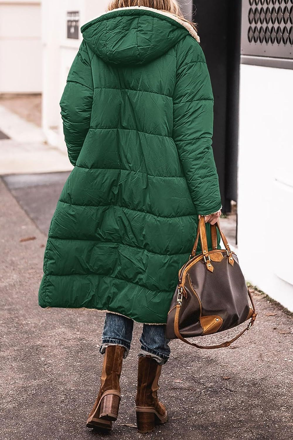 Damen Wintermantel im lässigen Oversized-Stil mit Kapuze und seitlichen Taschen Krohn-e