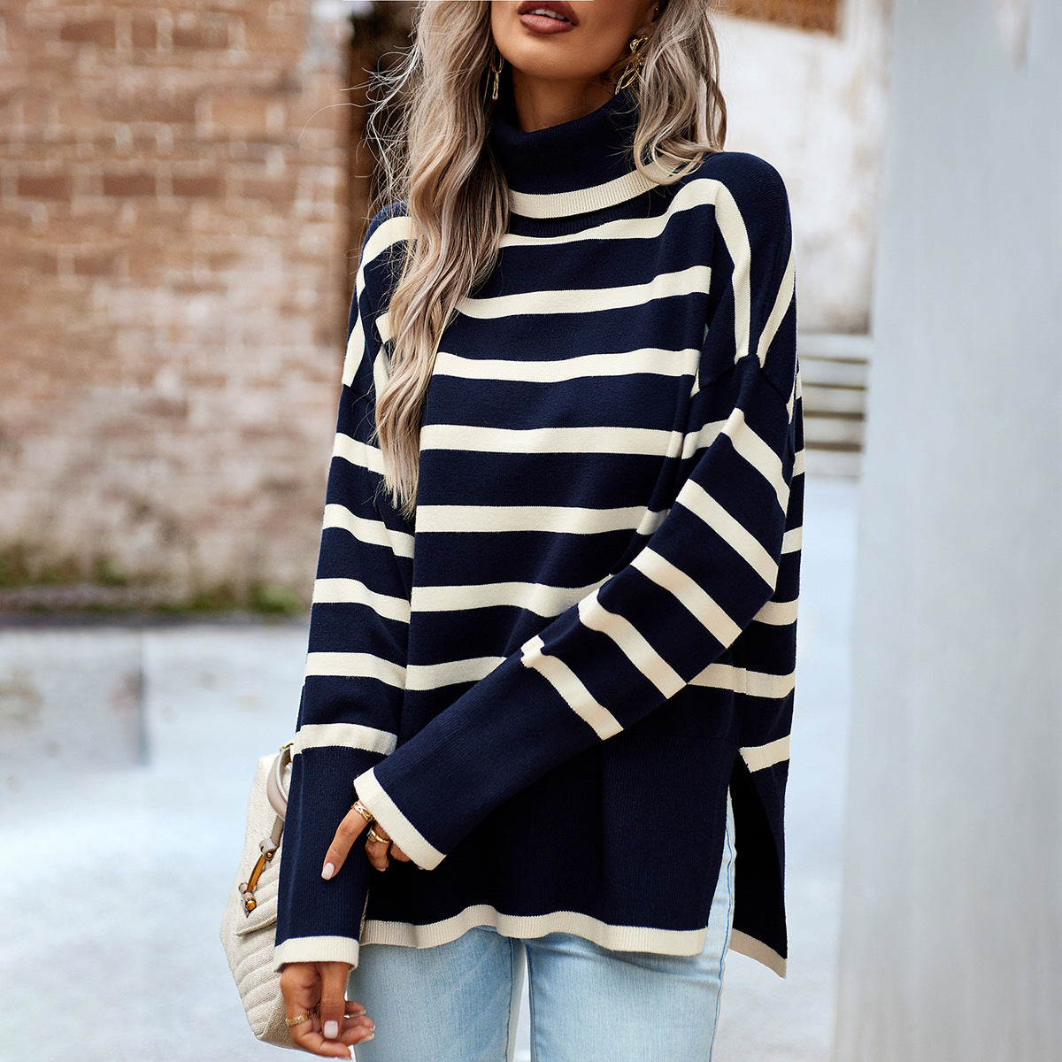 Krohn-e | Gestreifter Rollkragen-Winterpullover