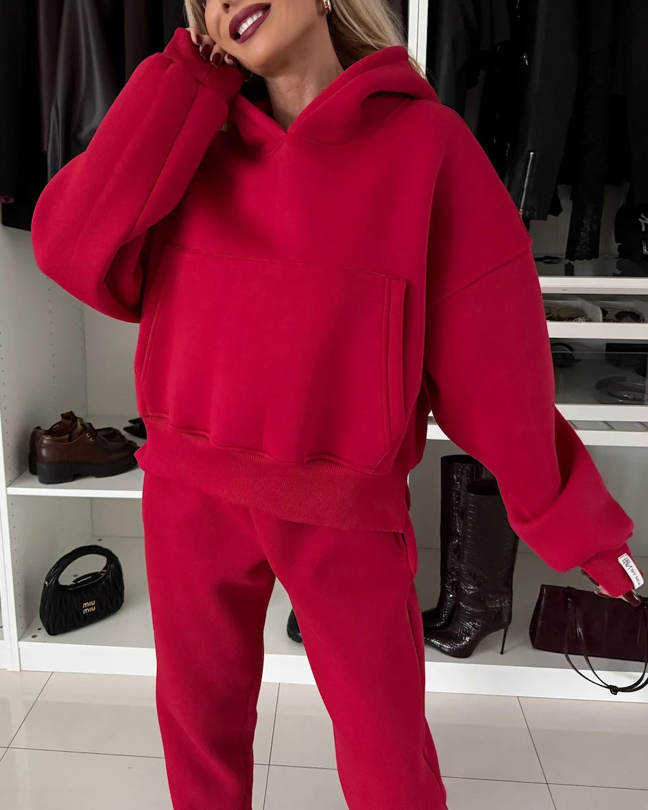 Krohn-e | Run Kapuzenpullover und Cropped Hose Zwei Teile Satz