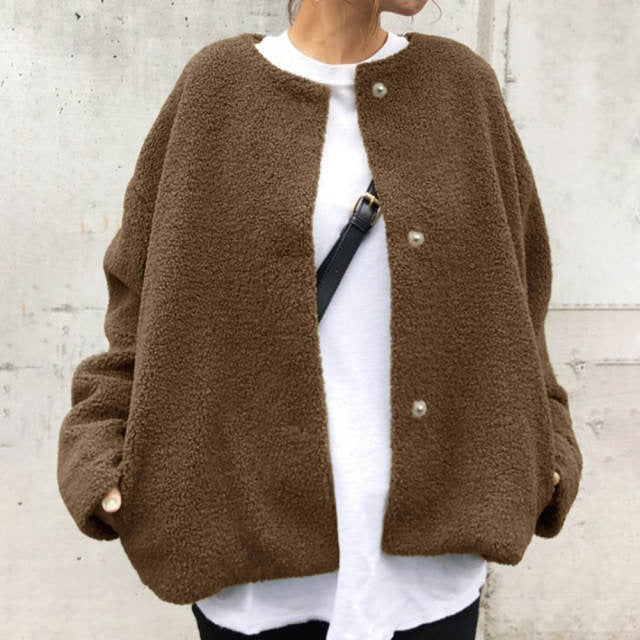 Krohn-e | Lockere modische Jacke mit Knöpfen