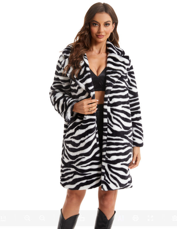 Damen Stylish und flauschiger Kunstfellmantel mit Zebra-Design Krohn-e