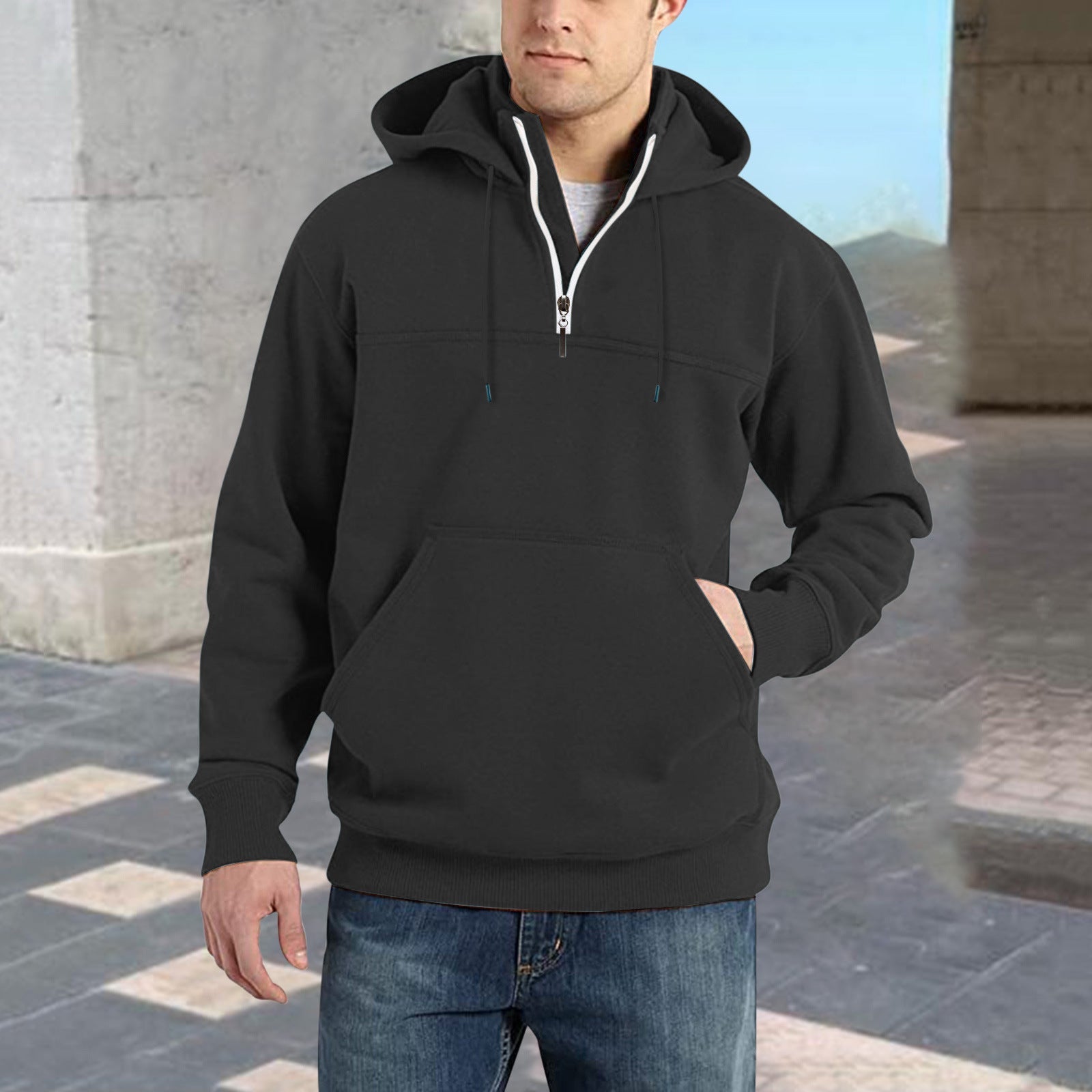 Herren modischer Kapuzenpullover mit halbem Reißverschluss und praktischen Kängurutaschen Krohn-e