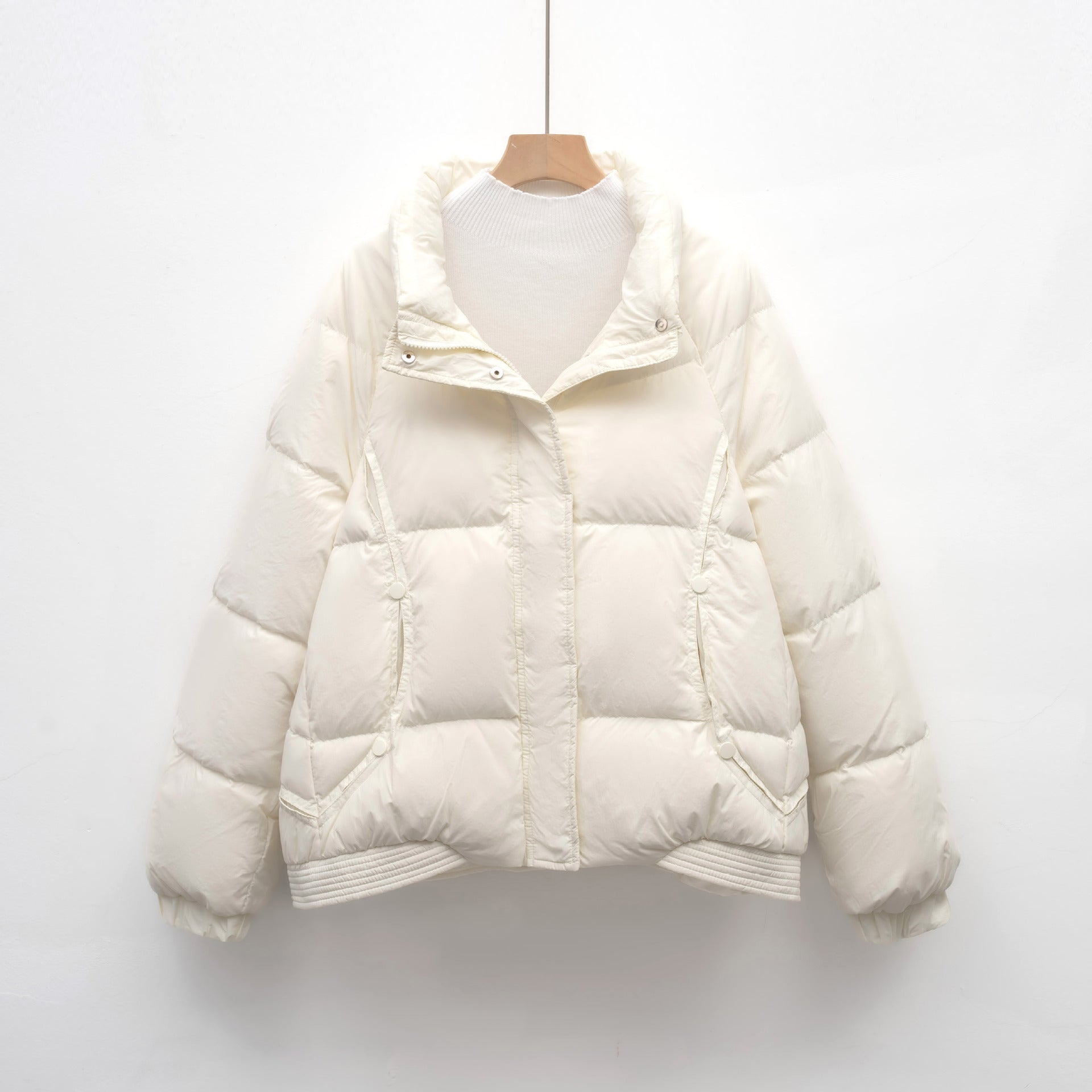 Damen Voluminöse Steppjacke mit modernem Kragen und praktischen Taschen Krohn-e