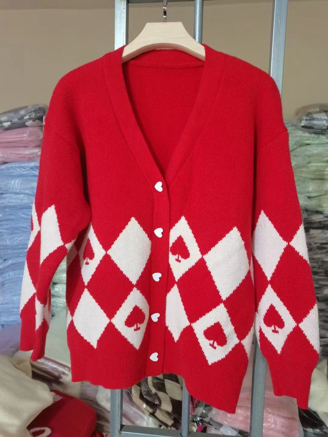 Damen Strickjacke mit Herzknöpfen und Rautenmuster Krohn-e