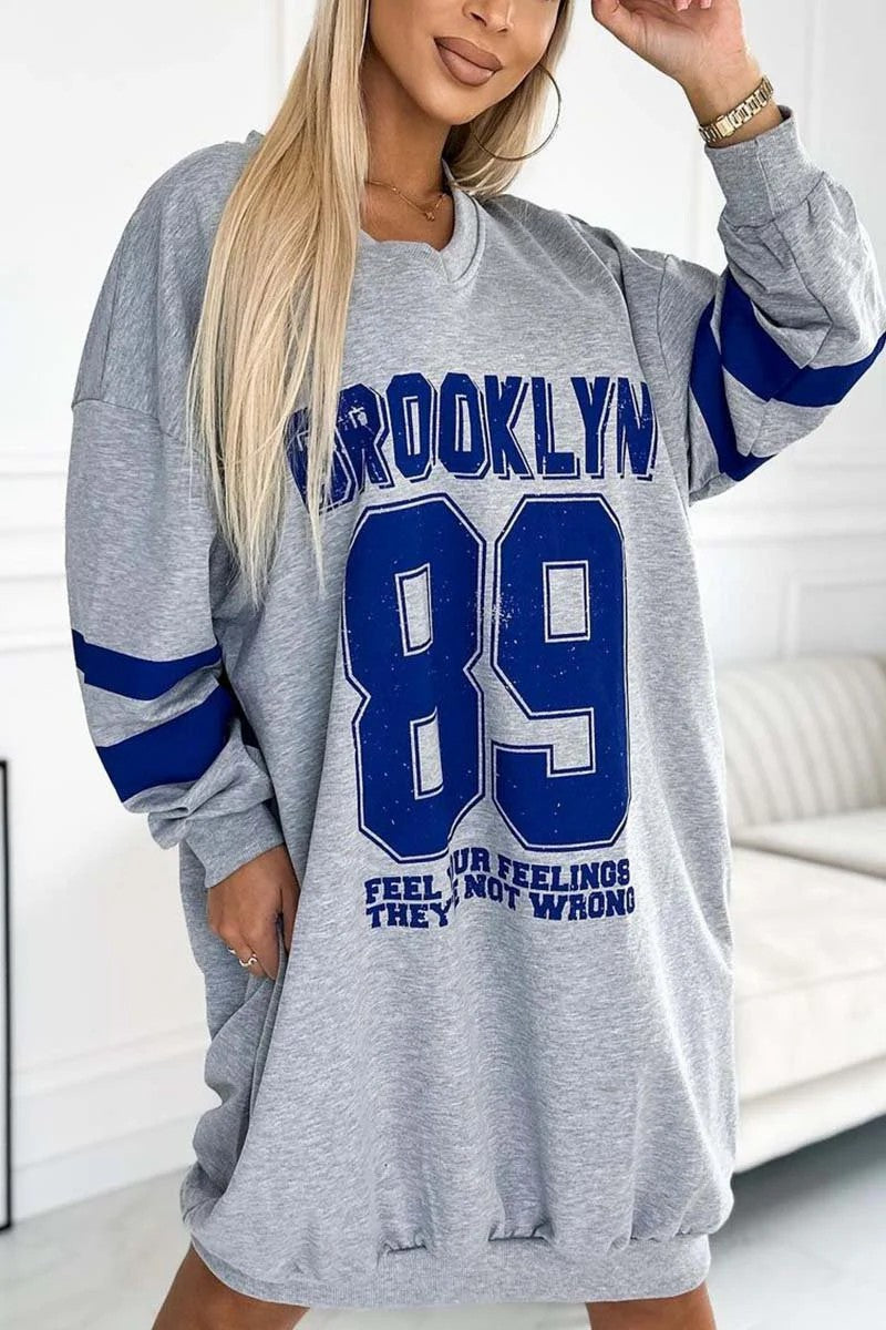 Damen lässiges oversized Sportkleid mit V-Ausschnitt und kontrastierenden Ärmeln Krohn-e