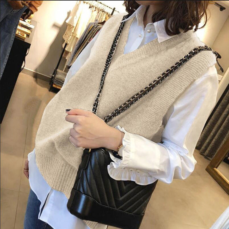 Damen Ärmellose Strickweste mit V-Ausschnitt und Rippdetails Krohn-e