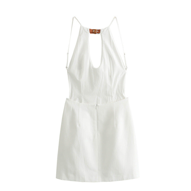 Verführerisches Sommerkleid mit Rückenausschnitt und Haltertop von Fudus