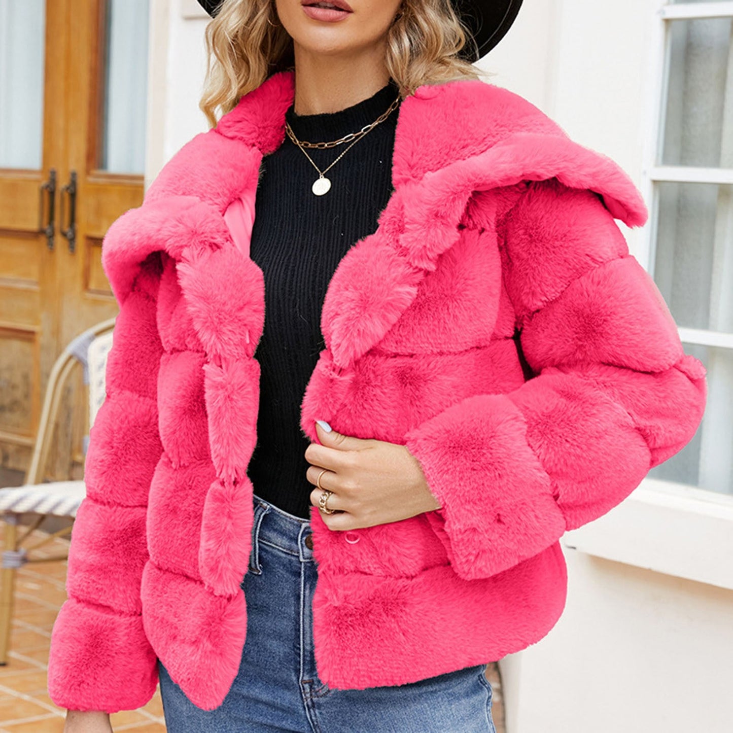 Damen Modische Kapuzenjacke aus künstlichem Pelz mit strukturiertem Design Krohn-e
