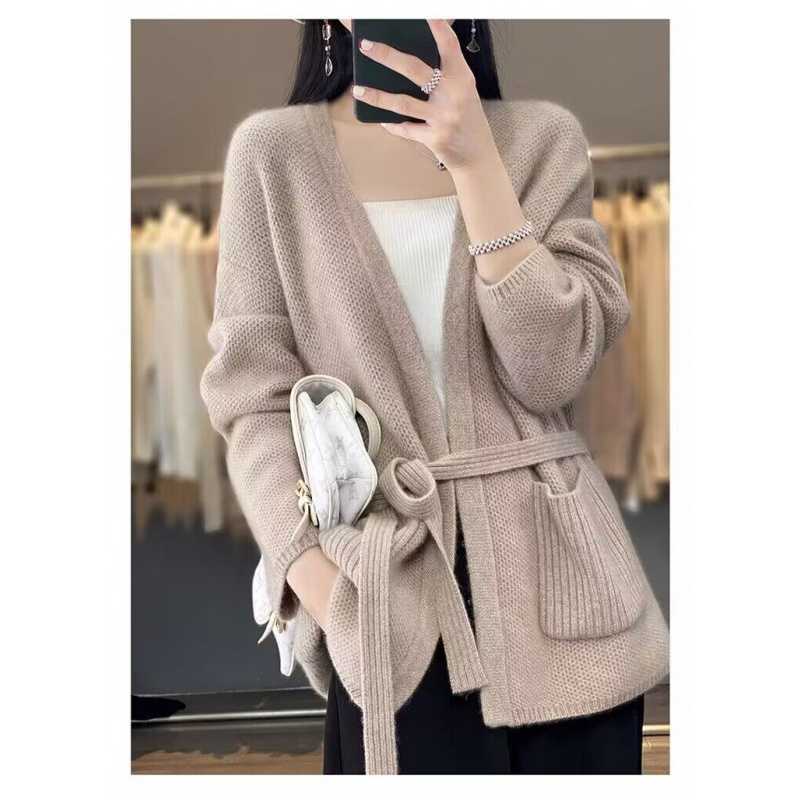 Damen bequeme Strickjacke mit Taillengürtel und Taschen Krohn-e