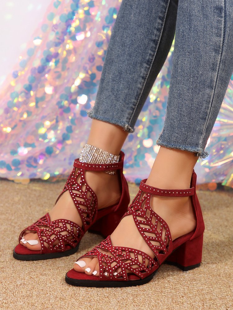 Damen Elegante Sandalen mit glamourösem Strassdetail und modischem Riemendesign Krohn-e