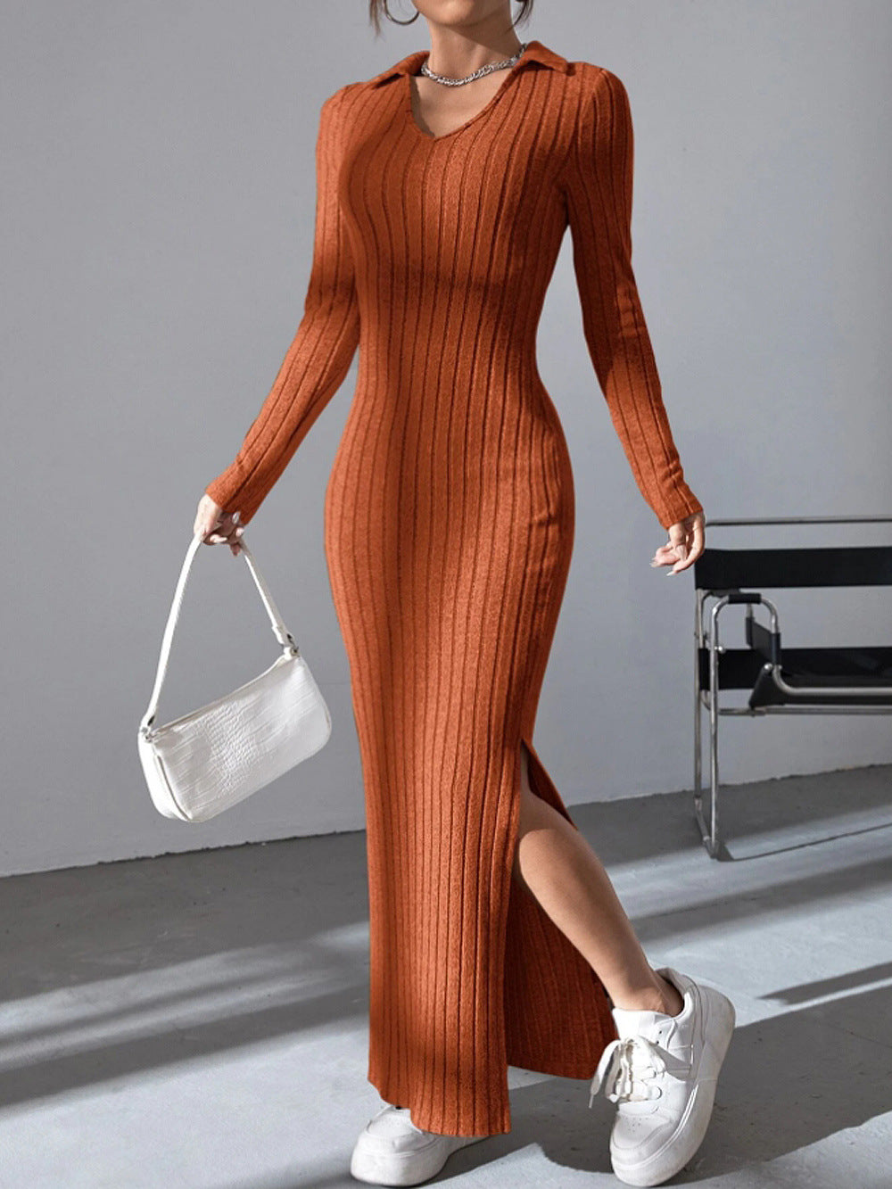 Damen Maxikleid mit strukturiertem V-Ausschnitt und Seitenschlitzen Krohn-e