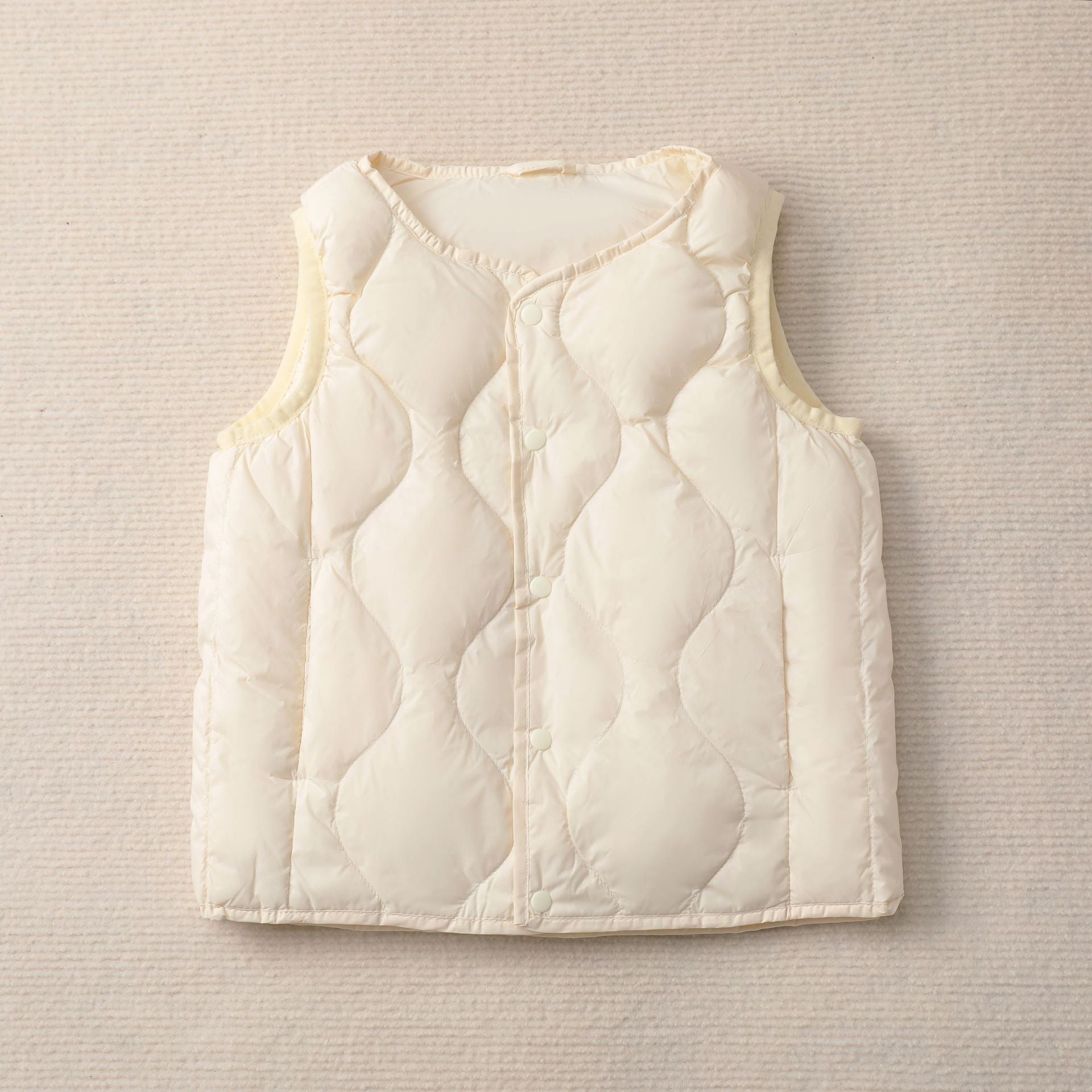 Damen Steppweste mit stylischem Quiltmuster und funktionalen Druckknöpfen Krohn-e