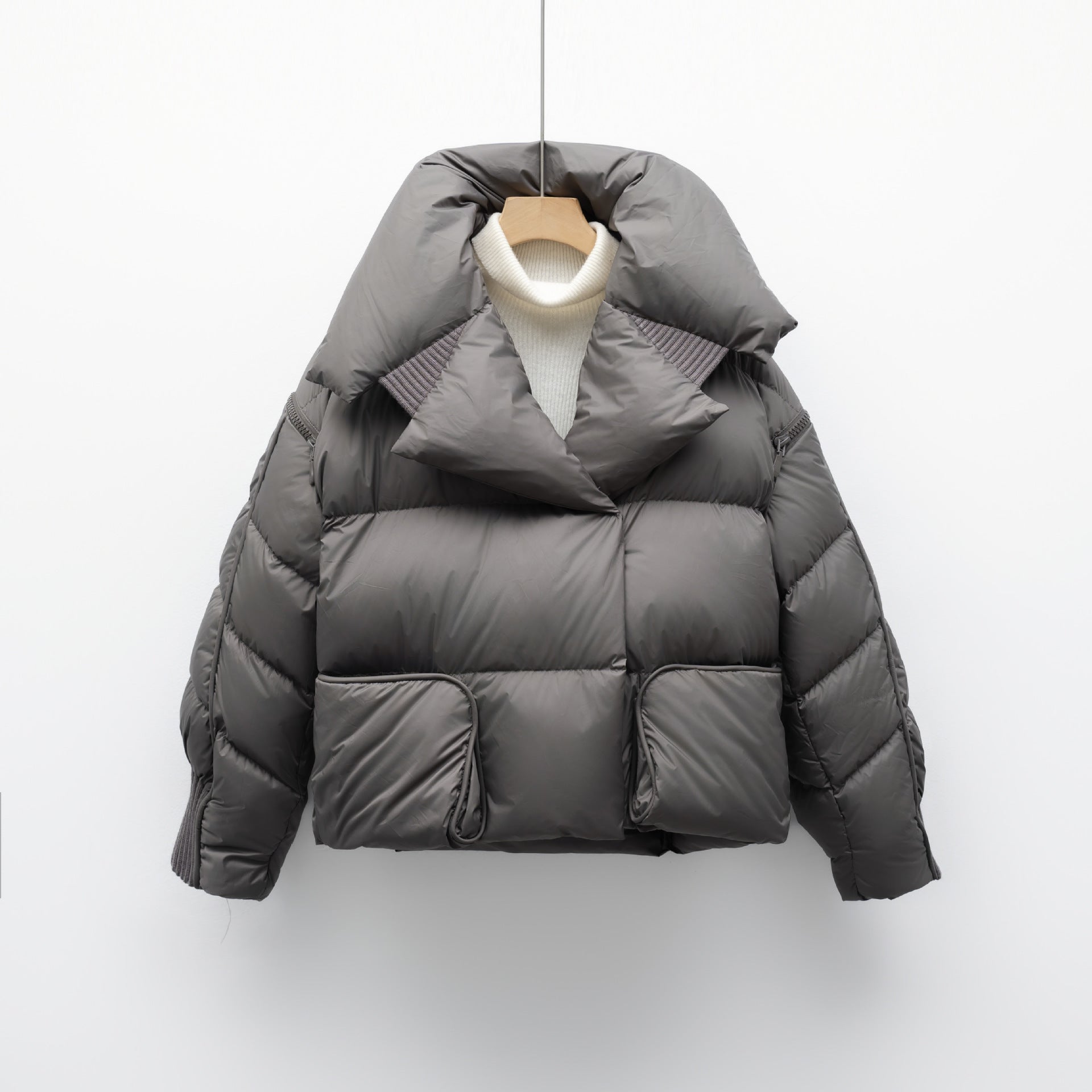 Damen modische verkürzte Steppjacke mit hoch geschlossenem Kragen und praktischen Taschen Krohn-e