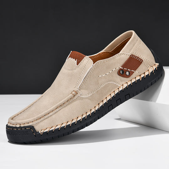 Herrenschuhe: Loafer mit Lederoptik und rutschfester Sohle