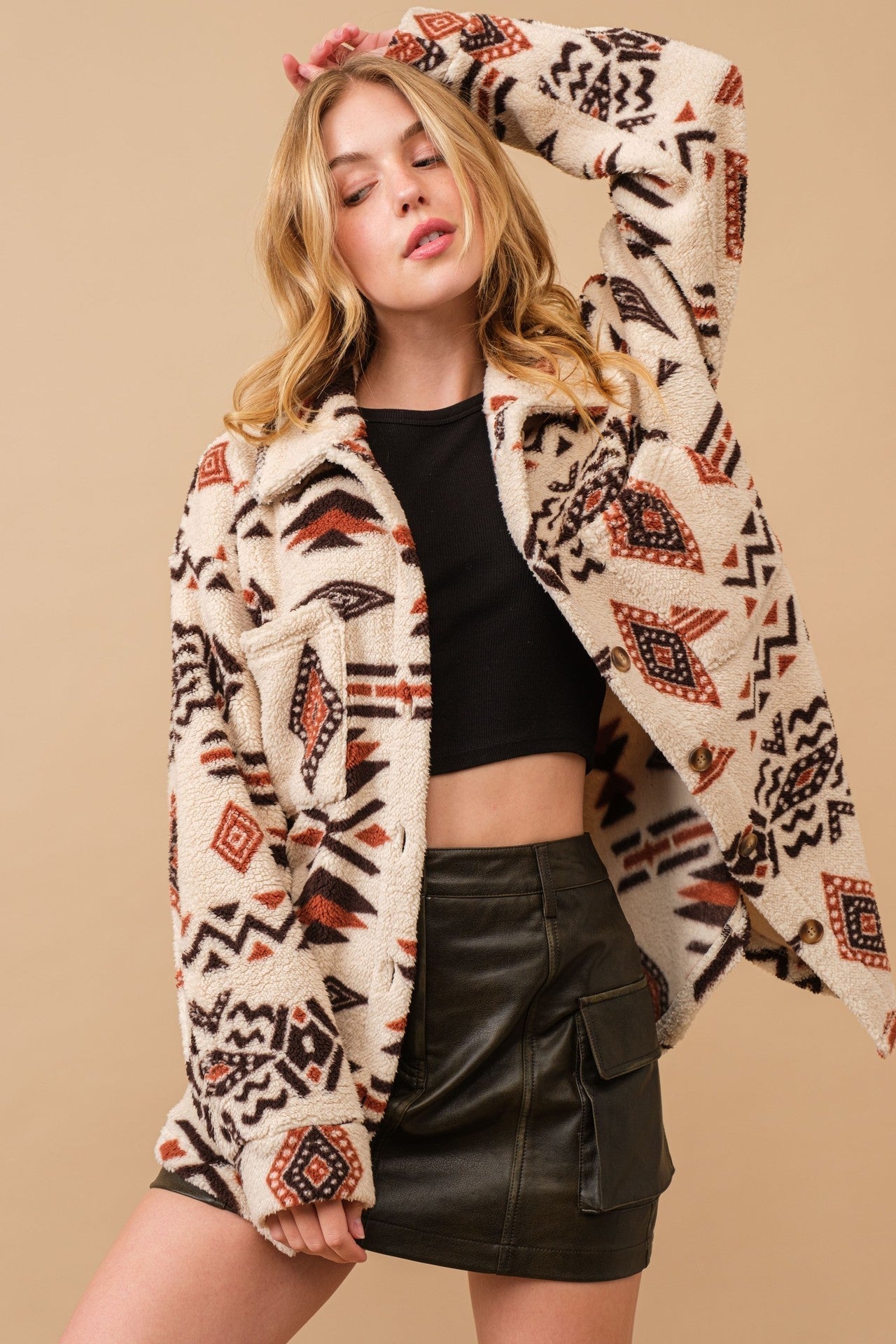 Krohn-e | Retro Plüschjacke mit Reverskragen