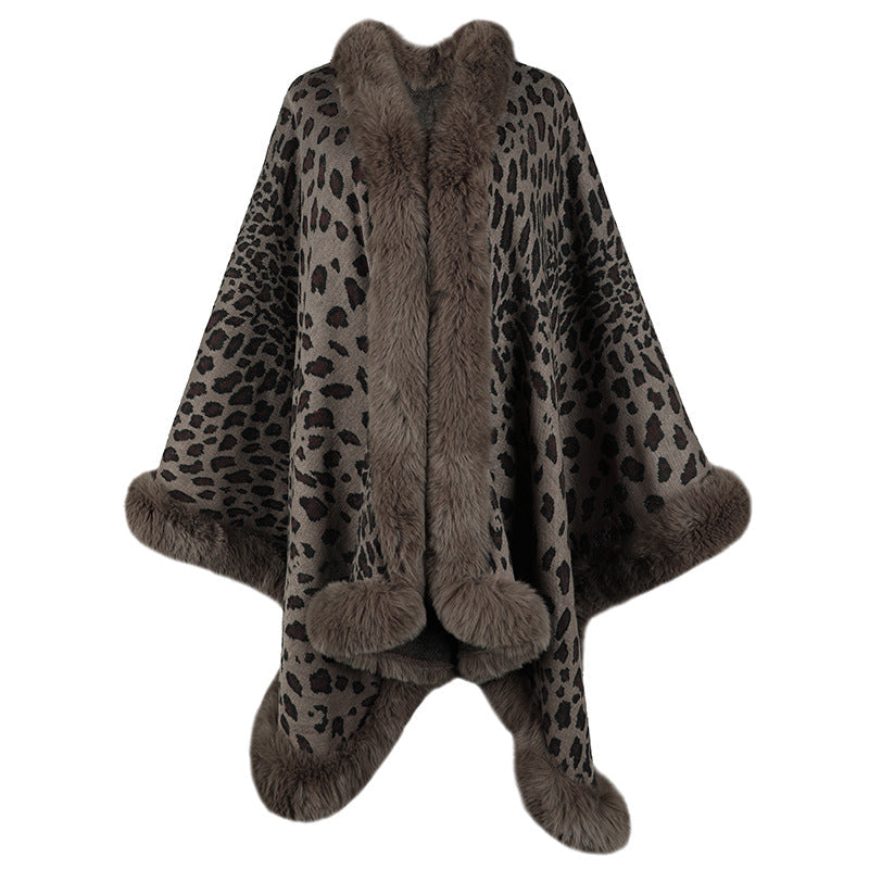 Damen kuscheliger Poncho mit luxuriösem Kunstfellbesatz und Leopardenmuster Krohn-e