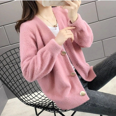 Damen Flauschige Strickjacke mit eleganten Knopfdetails Krohn-e