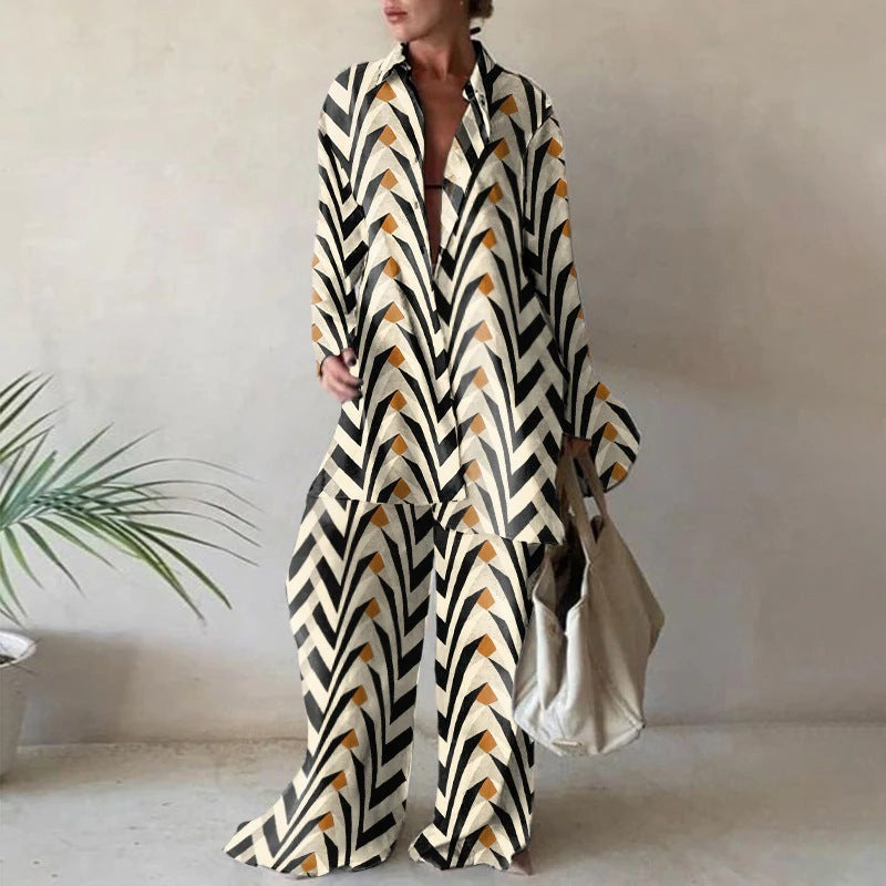 Jamie: Loungewear-Set mit weiten Langarmblusen und Hose