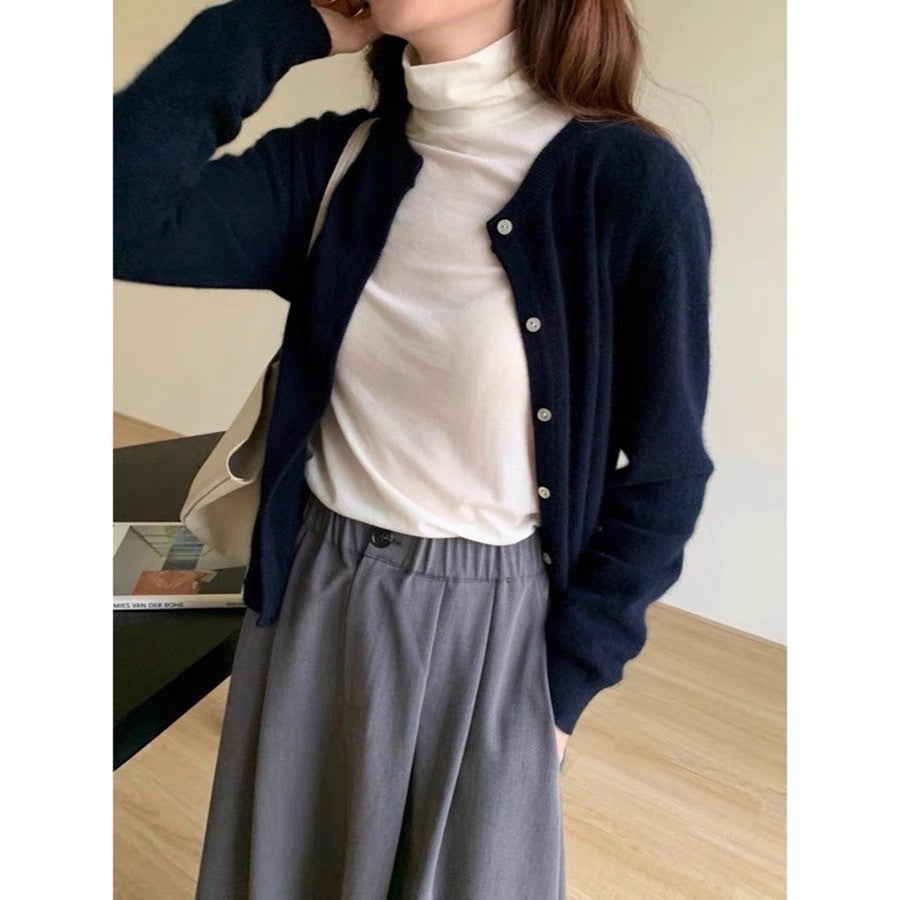 Damen feine Strickjacke mit Knopfleiste und weichem Material Krohn-e