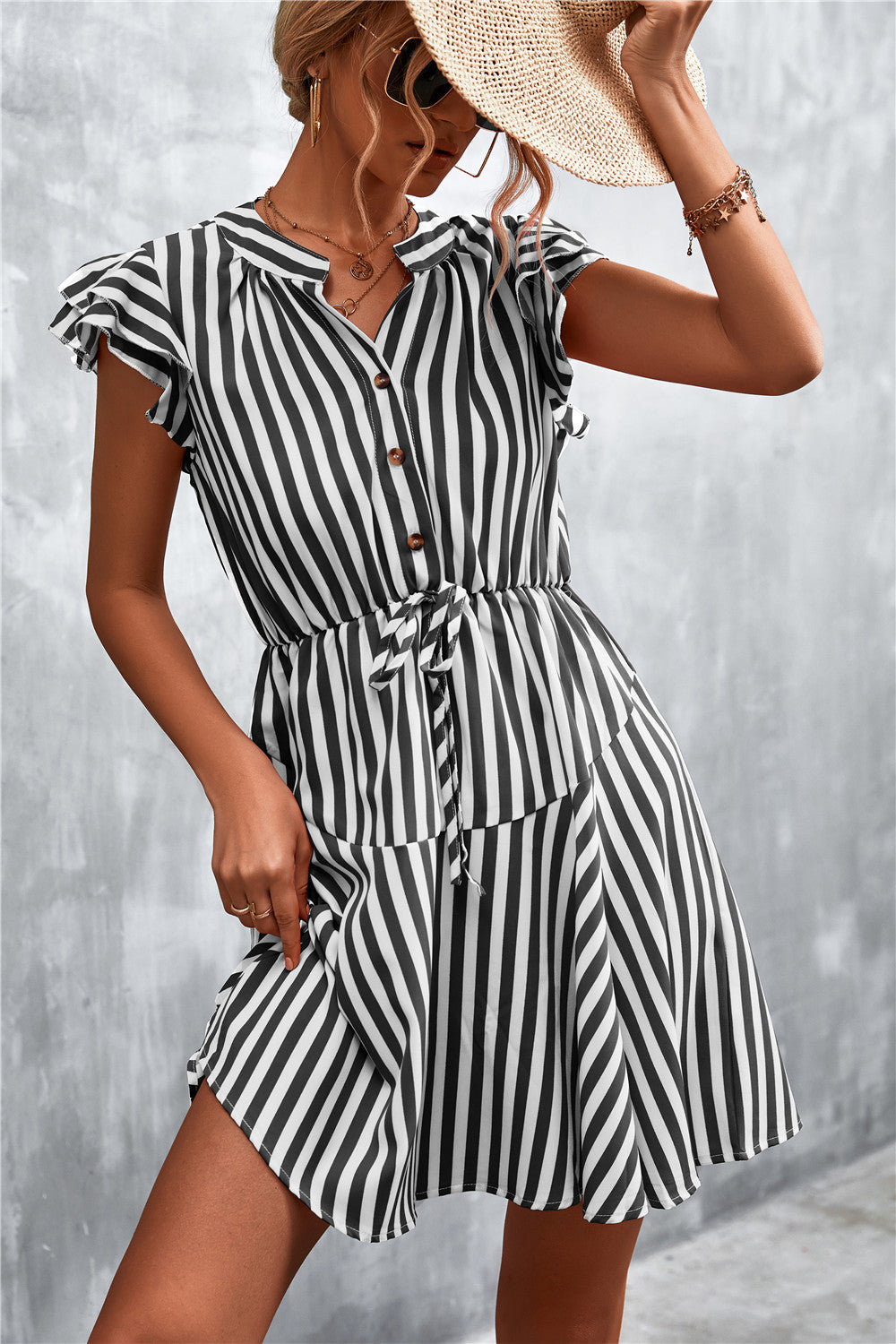 Damen Kurzarm-Kleid im angesagten Streifenlook mit Taillenzug und eleganten Rüschendetails Krohn-e